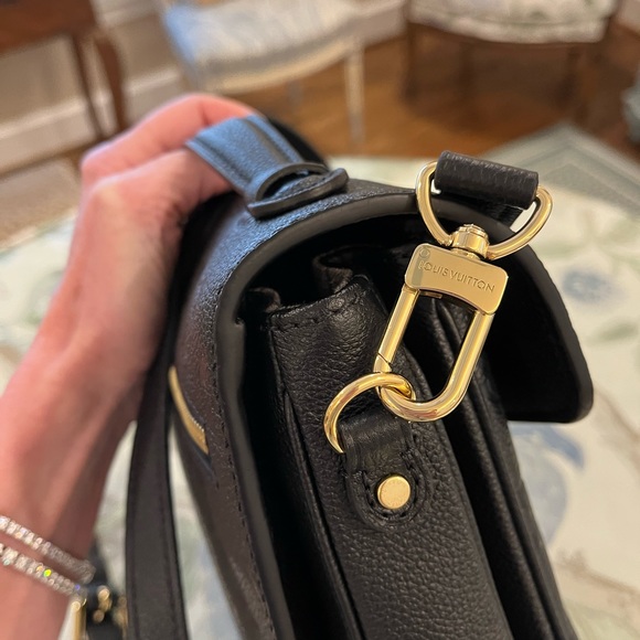 Louis Vuitton Pochette Métis Black Empriente Leather Pristine - Picture 6 of 16